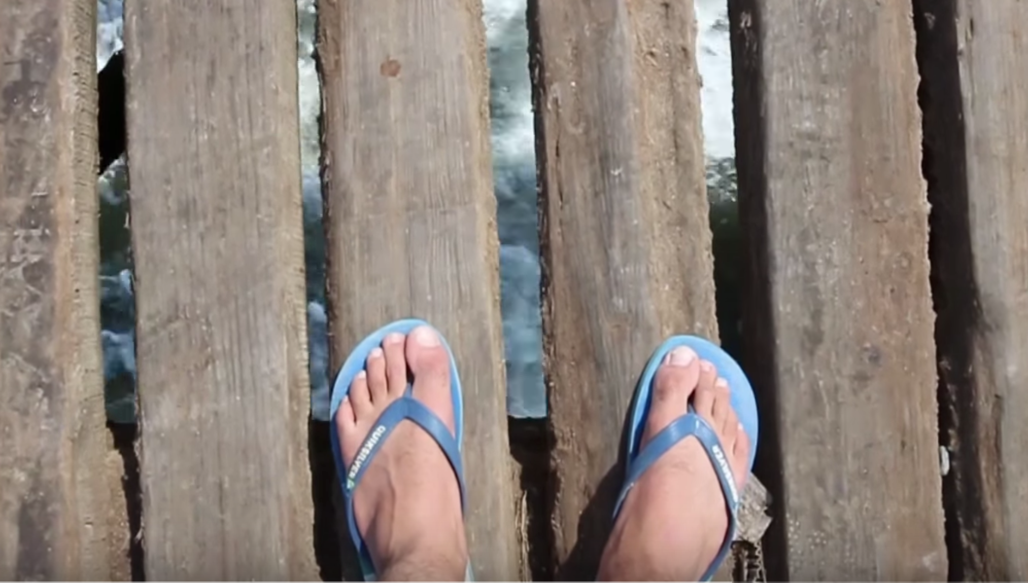 Pacasmayo, bajo un lente chileno