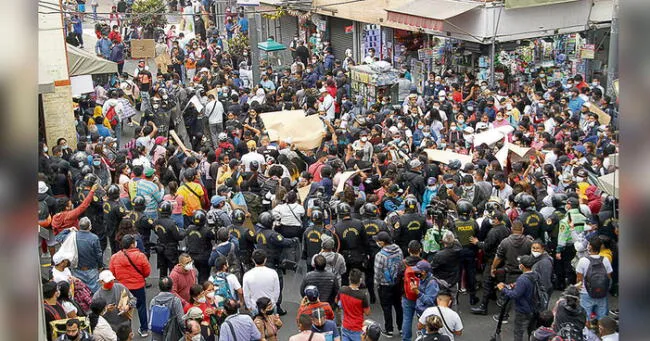 Minsa registra 4.877 nuevos contagios y 3.796 hospitalizados por COVID-19