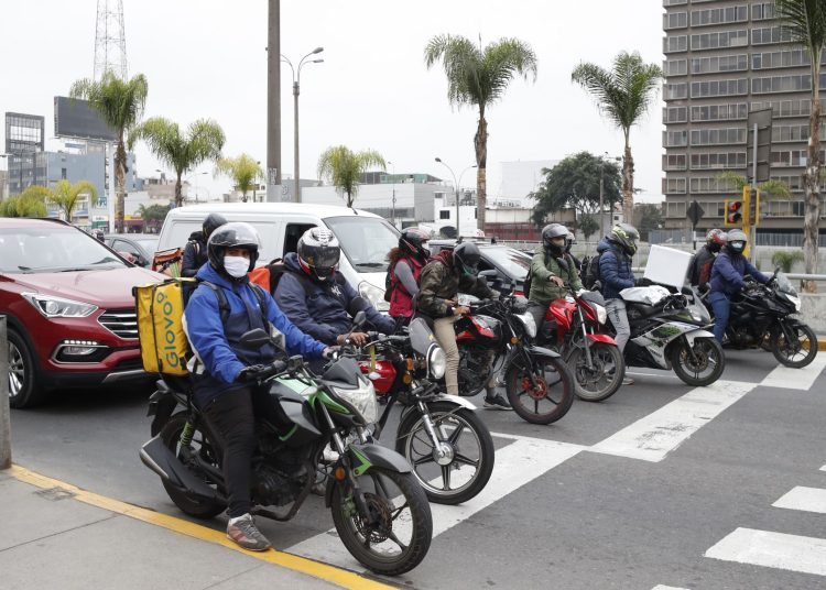MTC lanza campaña de registro de licencias de motos y mototaxis en municipalidades provinciales MTC lanza campaña de registro de licencias de motos y mototaxis en municipalidades provinciales