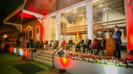 Miraflorinos y personalidades destacadas son condecorados durante sesión solemne por Fiestas Patrias