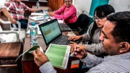 La Libertad: fiscalizan labor de comisión que investiga títulos falsos en UGEL Pacasmayo