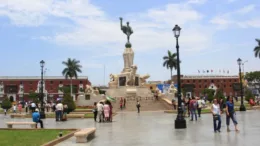 Ola de calor en Trujillo: el sábado 12 registró 25.8 de temperatura, la más alta de agosto Ola de calor en Trujillo: el sábado 12 registró 25.8 de temperatura, la más alta de agosto