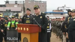 Comandante de la PNP sobre estado de emergencia: «No es un toque de queda, son restricciones» Comandante de la PNP sobre estado de emergencia: «No es un toque de queda, son restricciones»