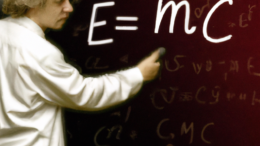 En el aniversario de E=mc² En el aniversario de E=mc²