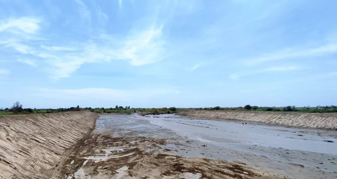 La Libertad: culminó limpieza, descolmatación y conformación de diques en quebrada Santanero