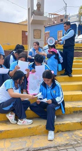 Alegres y osados Raimondinos a leer