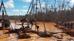 Proyecto Innovador de la UCV Chepén para Combatir la Minería Ilegal