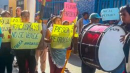 Pescadores de Pacasmayo protestan contra Anadarko Pescadores de Pacasmayo protestan contra Anadarko