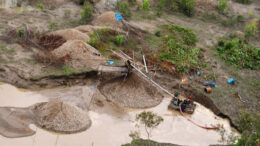 ¡Minería ilegal en Perú! Impacto en desarrollo y medio ambiente