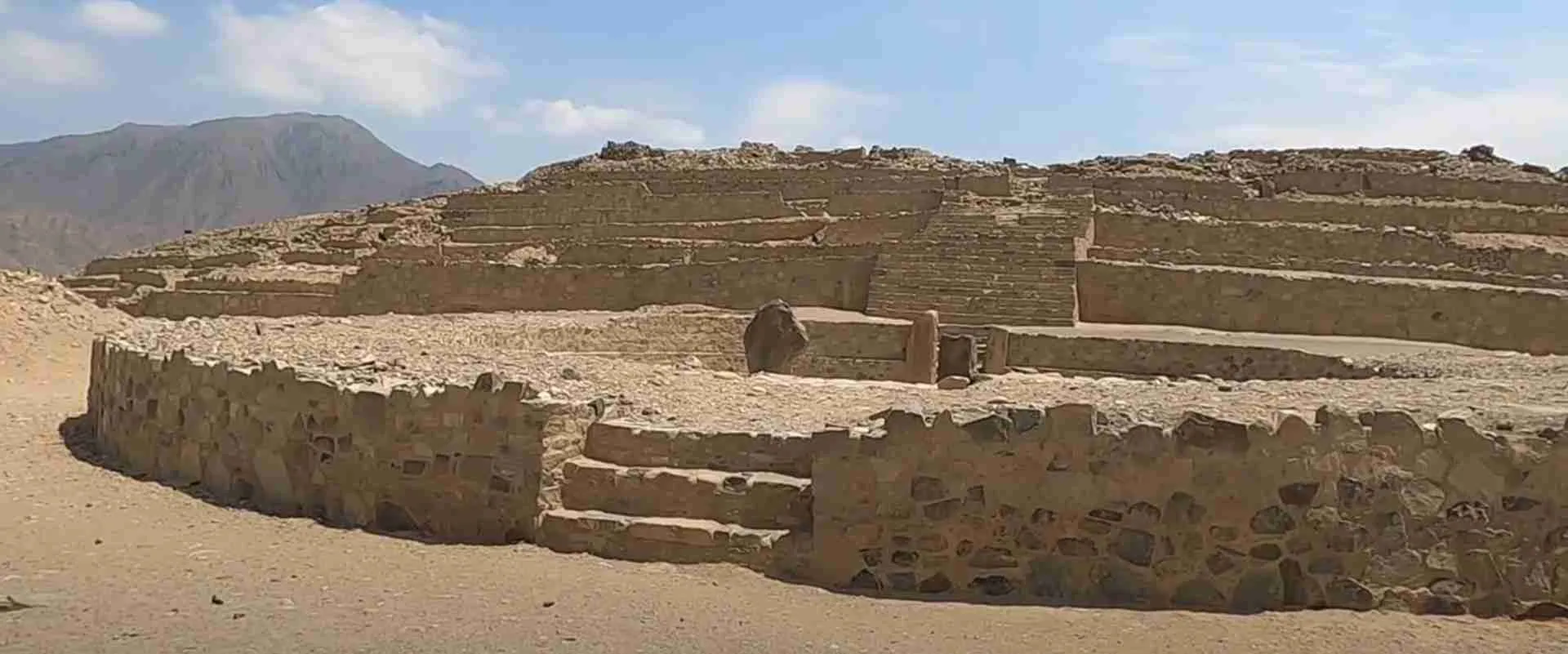 Caral-Supe: Ciudad Milenaria de Perú