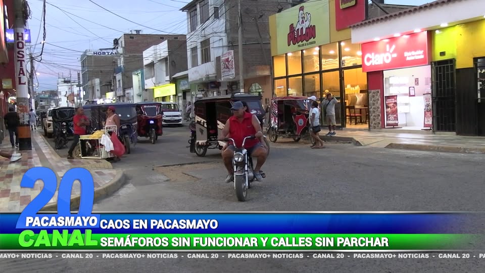 🚨 Semáforo Roto en Pacasmayo: Congestión y Peligro para Peatones 🚨