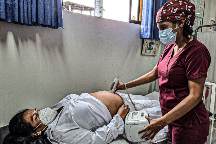 Menor tasa de mortalidad materna en La Libertad 2025